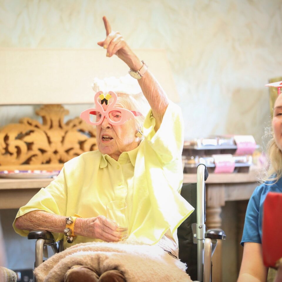 <strong>Bridging Generations through Joy and Dance</strong> 