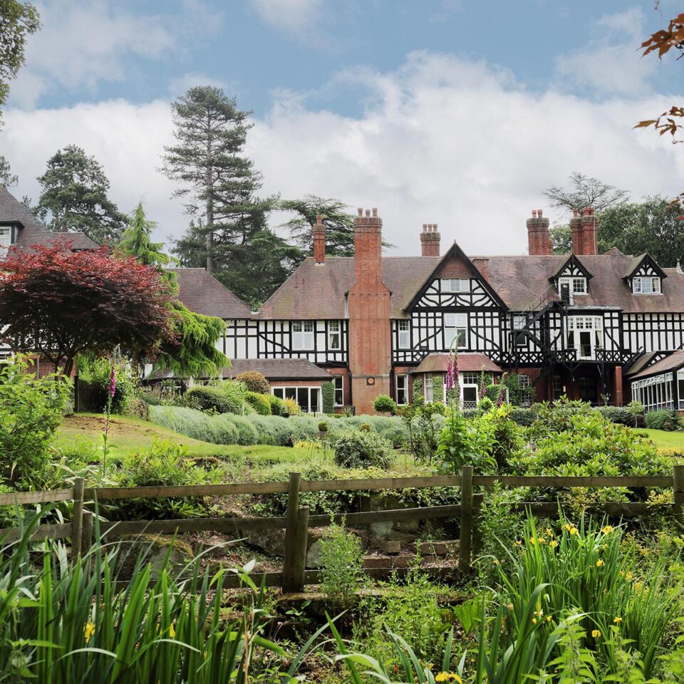 What are the different types of care homes?